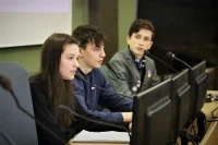 Studentské zastupitelstvo 08 foto Anežka Hesová